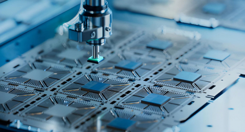 Crisi dei semiconduttori: l'industria europea tra carenza di microchip e paralisi delle forniture